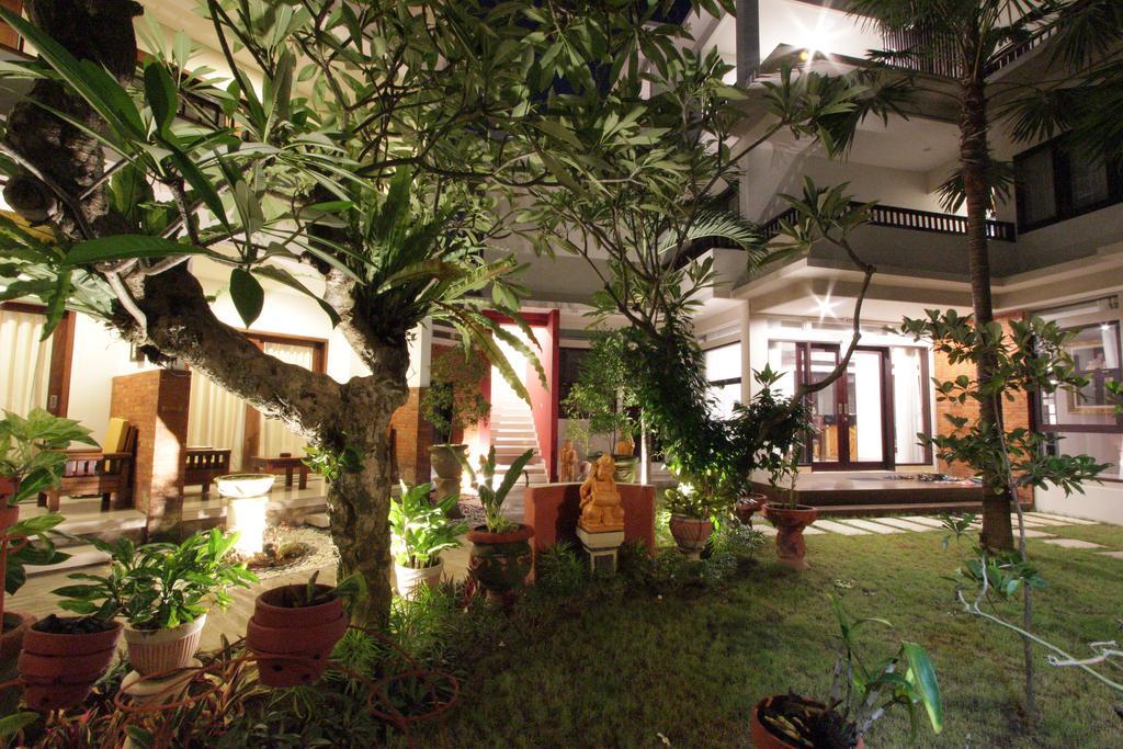Billy Pendawa Homestay Kuta  Exterior photo