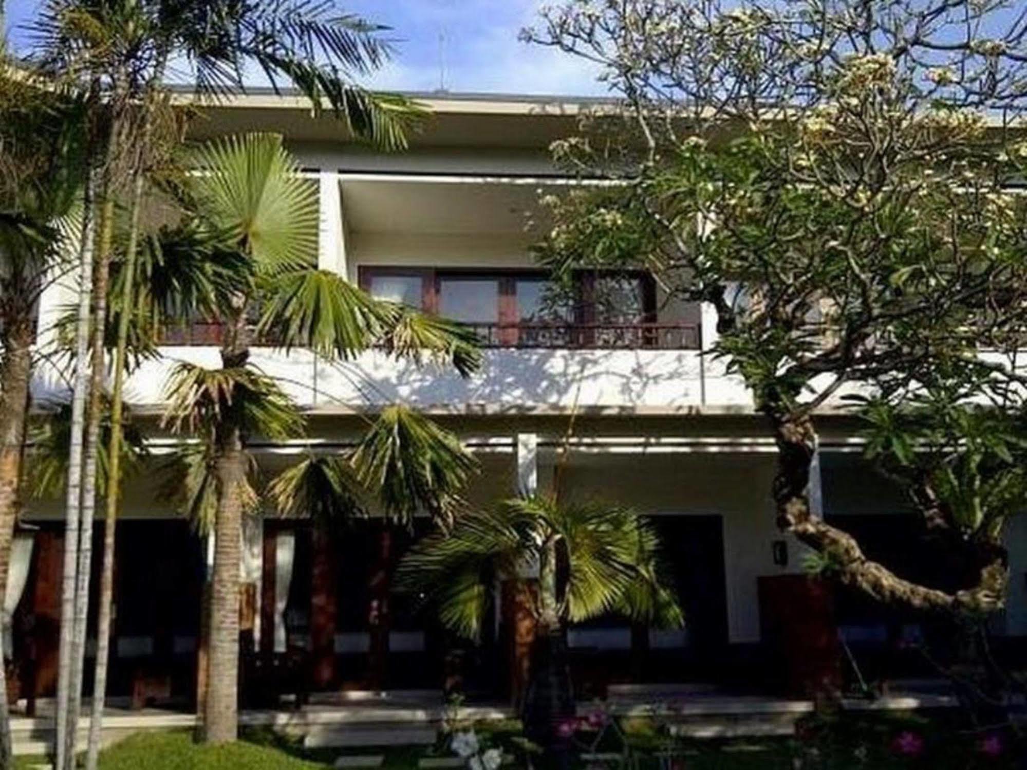Billy Pendawa Homestay Kuta  Exterior photo